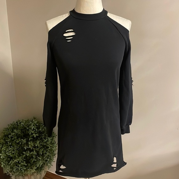 Distressed cut out / torn look / cold shoulder fashion lightweight sweatshirt S - Picture 1 of 15